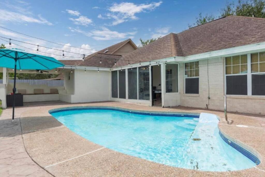 Mcallen 4Br With Pool, Shopping & More Екстериор снимка